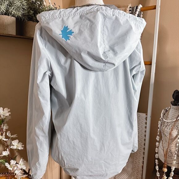 Roots Canada Baby Blue Snap Button Hooded Windbreaker Rain Jacket - Picture 5 of 12